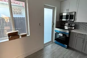 7152 SW 22nd St, Miami, FL 33155 - Photo 21