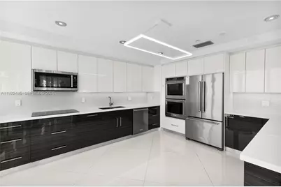19955 NE 38th Ct #2205, Aventura, FL 33180 - Photo 13