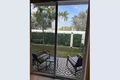 17033 SW 1st St, Pembroke Pines, FL 33027 - Photo 15