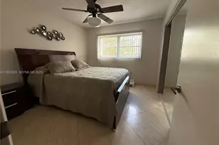 7441 SW 19th St, Plantation, FL 33317 - Photo 23