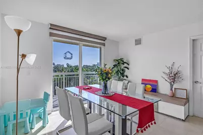 816 NW 11th St #607, Miami, FL 33136 - Photo 11
