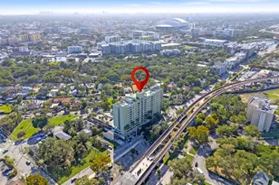 816 NW 11th St, Miami, FL 33136 - Photo 1