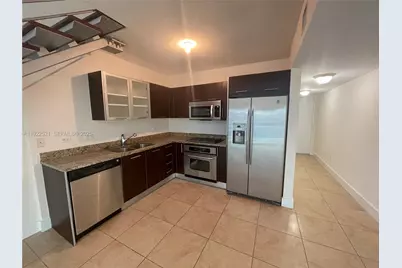 41 SE 5th St #914, Miami, FL 33131 - Photo 3