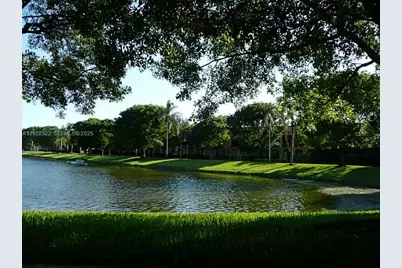 2494 Centergate Dr #302, Miramar, FL 33025 - Photo 11