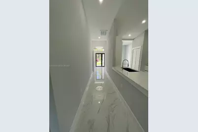 736 Cane St E, Other City - In The State Of Florida, FL 33974 - Photo 21