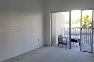 300 Bayview Dr, Sunny Isles Beach, FL 33160 - Photo 11