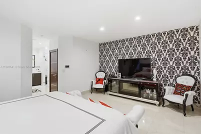 14252 SW 30th St, Miami, FL 33175 - Photo 23