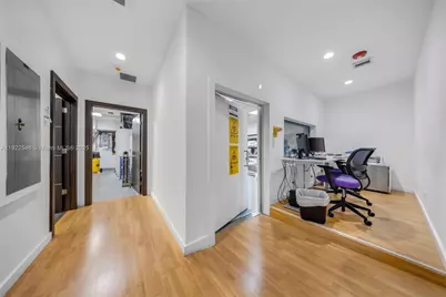 99 W 49th St, Hialeah, FL 33012 - Photo 9