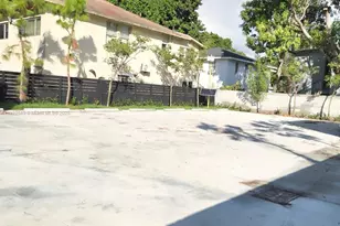 753 NW 30th St, Miami, FL 33127 - Photo 5