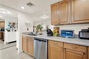 14195 SW 87th St, Miami, FL 33183 - Photo 9