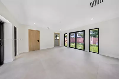 8120 SW 162nd St, Palmetto Bay, FL 33157 - Photo 37