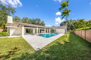 8120 SW 162nd St, Palmetto Bay, FL 33157 - Photo 11