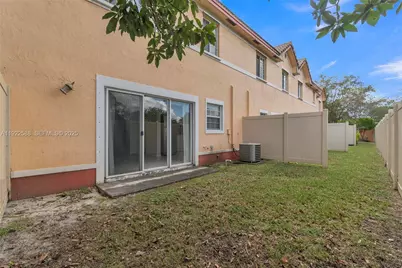 8761 SW 21st St, Miramar, FL 33025 - Photo 31
