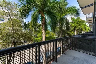 6000 Collins Ave, Miami Beach, FL 33140 - Photo 11