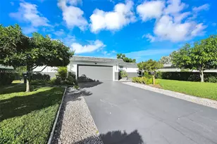 6303 NW 71st Ave, Tamarac, FL 33321 - Photo 5