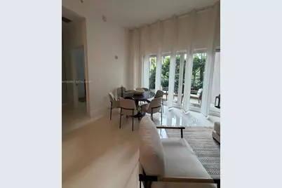 19900 E Country Club Dr #114, Aventura, FL 33180 - Photo 9