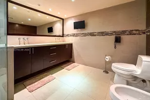 8877 Collins Ave, Surfside, FL 33154 - Photo 25