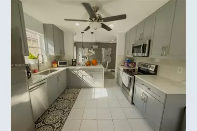 5460 NW 49th Ave, Coconut Creek, FL 33073 - Photo 17