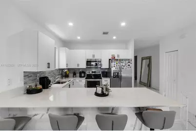 11939 SW 241st Ter, Homestead, FL 33032 - Photo 7