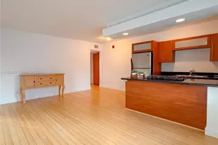 10101 W Bay Harbor Dr, Bay Harbor Islands, FL 33154 - Photo 3