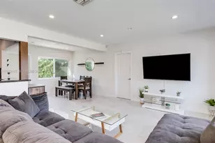 12300 NE Miami Ct, North Miami, FL 33161 - Photo 5