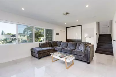 12300 NE Miami Ct, North Miami, FL 33161 - Photo 3