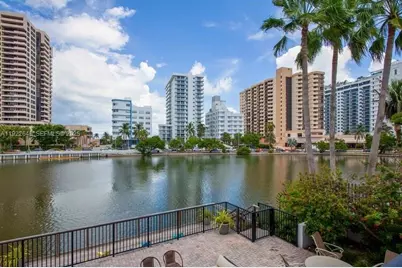 2455 Flamingo Dr #201, Miami Beach, FL 33140 - Photo 1