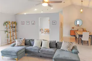 6043 Sunberry Cir, Boynton Beach, FL 33437 - Photo 5