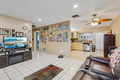6003 NW 74th Ave, Tamarac, FL 33321 - Photo 9