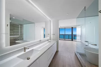 700 NE 24th St #4807, Miami, FL 33137 - Photo 11