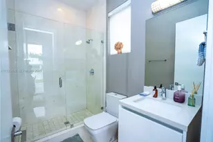 10272 NW 75th Terrace, Doral, FL 33178 - Photo 15