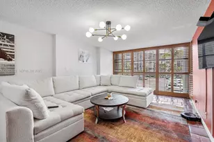 600 Parkview Dr, Hallandale Beach, FL 33009 - Photo 5