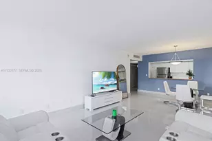 19370 E Collins Ave, Sunny Isles Beach, FL 33160 - Photo 3