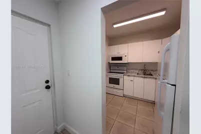 10900 SW 104th St #116, Miami, FL 33176 - Photo 7
