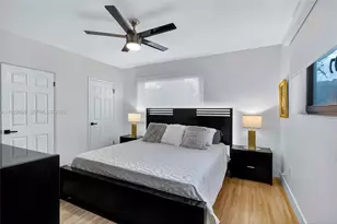 7724 Hawthorne Ave, Miami Beach, FL 33141 - Photo 29