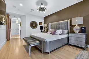 7724 Hawthorne Ave, Miami Beach, FL 33141 - Photo 19