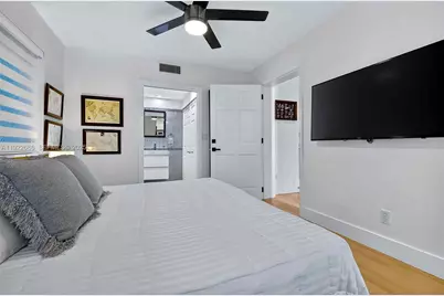 7724 Hawthorne Ave, Miami Beach, FL 33141 - Photo 43