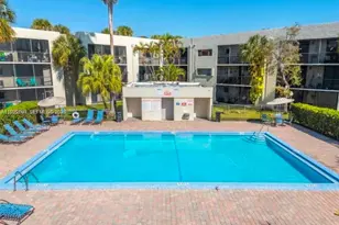 8075 SW 107th Ave, Miami, FL 33173 - Photo 25