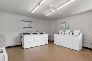 8075 SW 107th Ave, Miami, FL 33173 - Photo 27