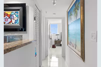 1775 Washington Ave #14F, Miami Beach, FL 33139 - Photo 11
