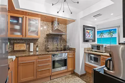 1775 Washington Ave #14F, Miami Beach, FL 33139 - Photo 7