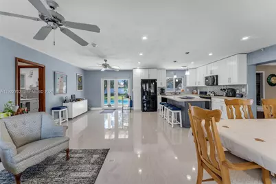 9340 SW 178th Street, Palmetto Bay, FL 33157 - Photo 13