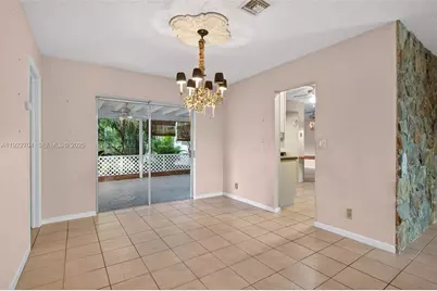 969 NW 8th St, Boca Raton, FL 33486 - Photo 7