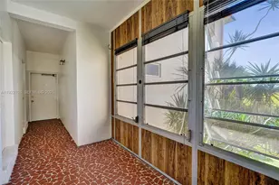 2441 SW 82nd Ave, Davie, FL 33324 - Photo 11