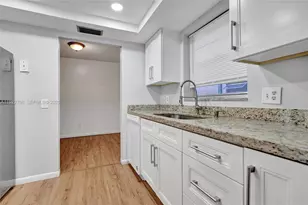 2441 SW 82nd Ave, Davie, FL 33324 - Photo 21