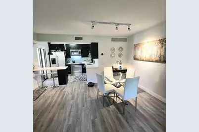 20240 NE 3rd Ct #7, Miami, FL 33179 - Photo 3