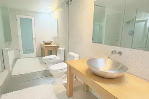 5255 Collins Ave, Miami Beach, FL 33140 - Photo 9