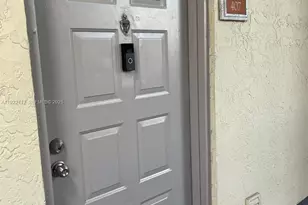 8290 Lake Dr, Doral, FL 33166 - Photo 21