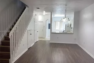 8831 S Isles Cir, Tamarac, FL 33321 - Photo 21