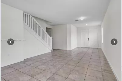 10091 W 35th Ln #10091, Hialeah, FL 33018 - Photo 7